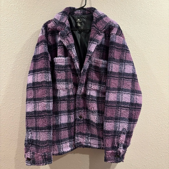 H&M Jackets & Blazers - H&M Large Purple/Black Checkered Relaxed Fit Teddy Overshirt Jacket Coat